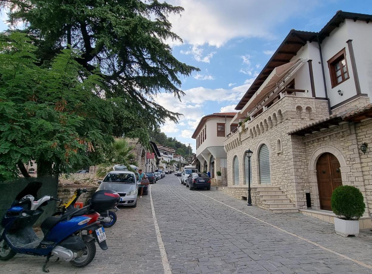 Master Hotel Berat Extérieur photo