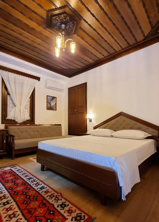 Master Hotel Berat Extérieur photo